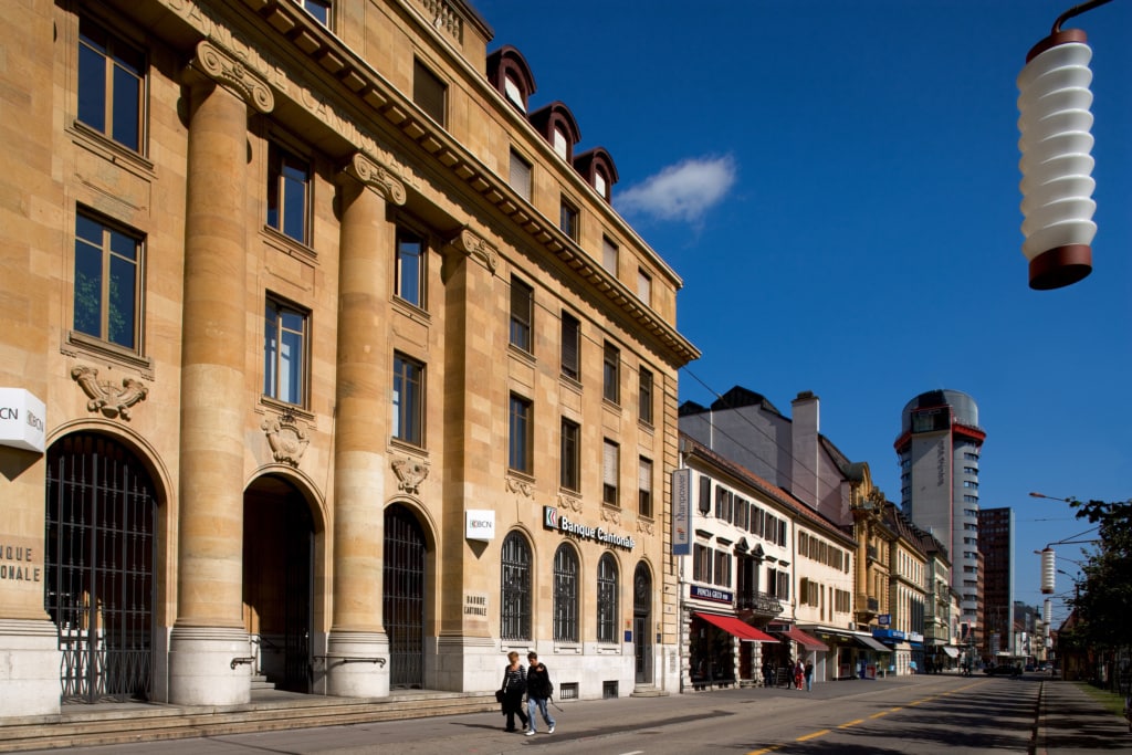 La Chaux-de-Fonds, Avenue Leopold-Robert und Espacite Turm.