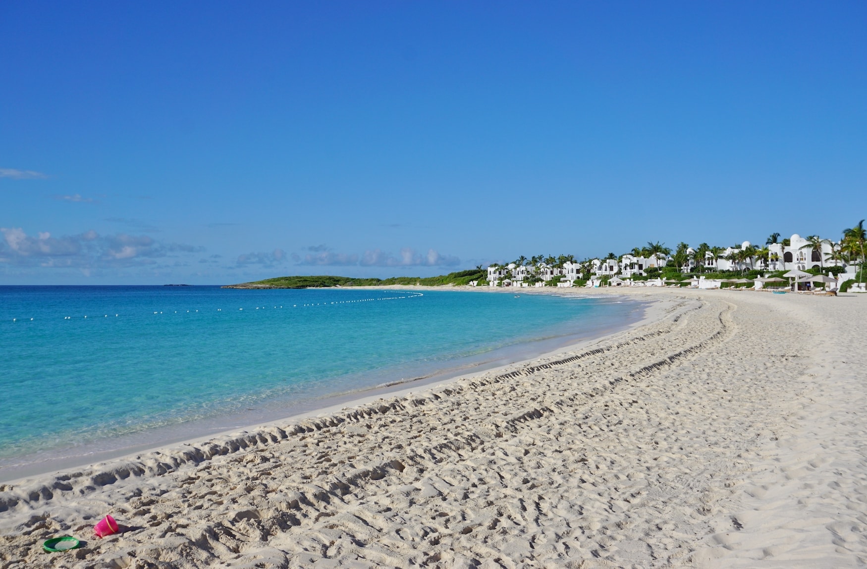 Weißer Sandstrand an einem der schönsten Strände der Welt