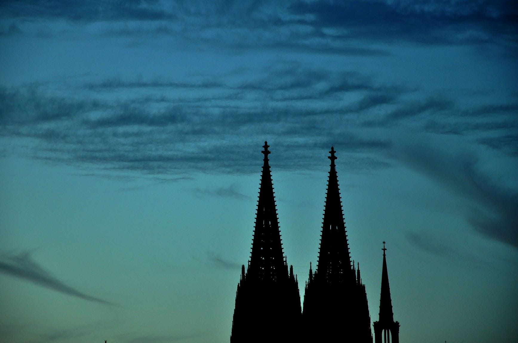 Zackentürme des Kölner Doms