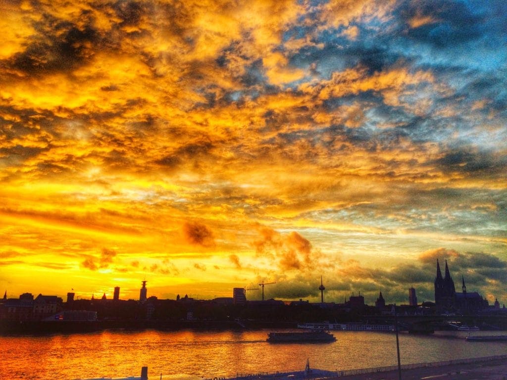 Oh du schönes Köln: beste Aussichten von der »Schäl Sick«, Deutz