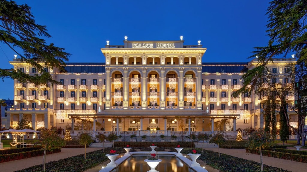 Fassade des Kempinski Palace Portoroz
