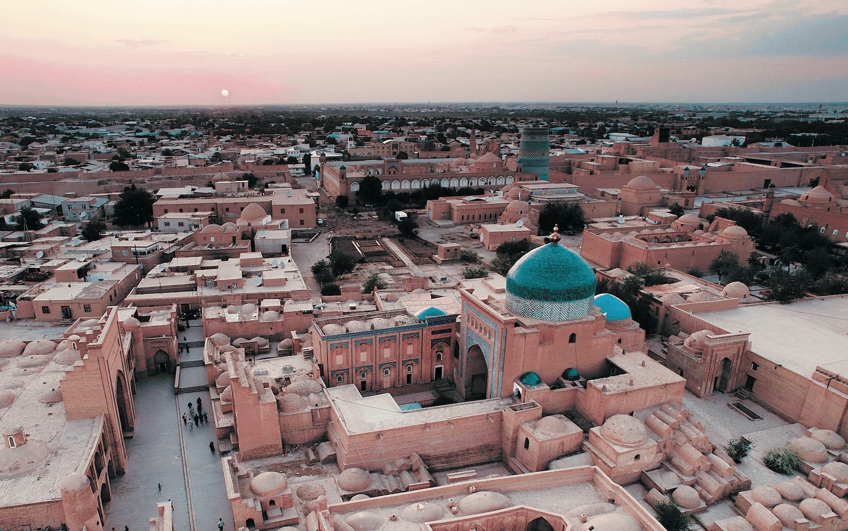 Panoramablick auf die historische Altstadt von Chiwa (Khiva) in Usbekistan