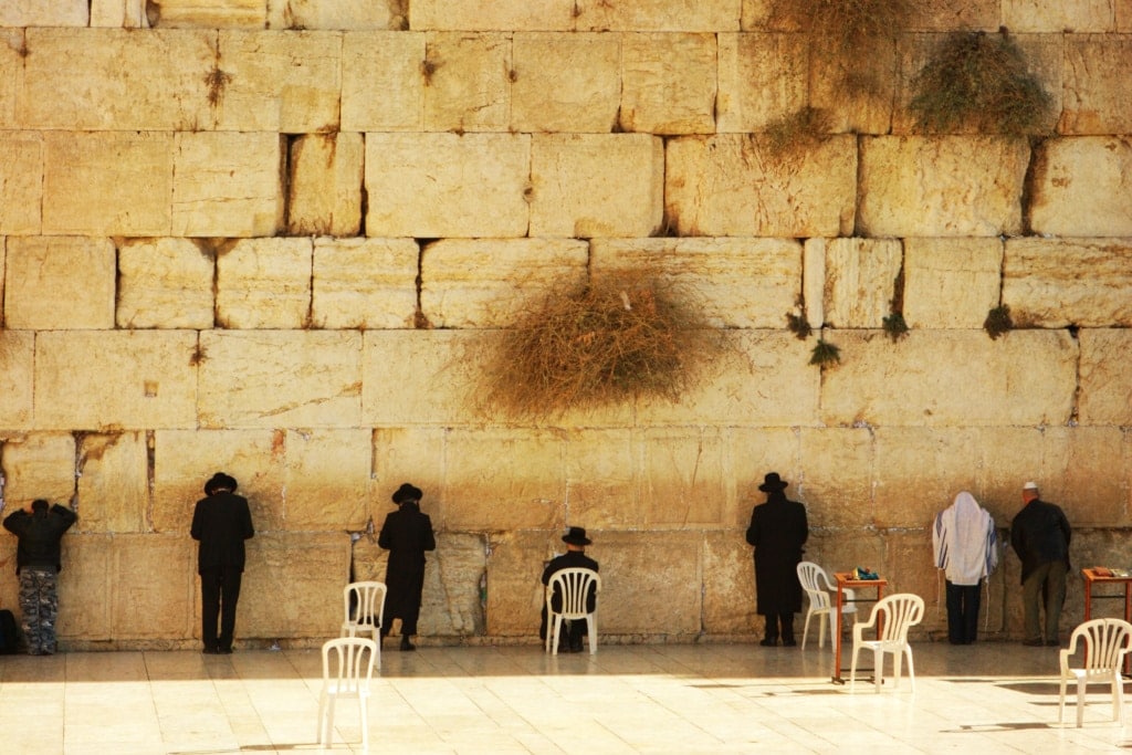 Juden vor der Mauer in Jerusalem