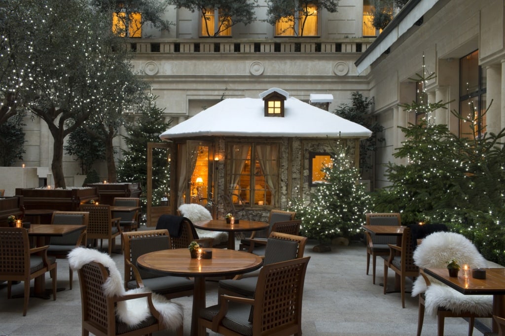 Die Hotelbar des Park Hyatt in Paris ist einfach wunderschön.
