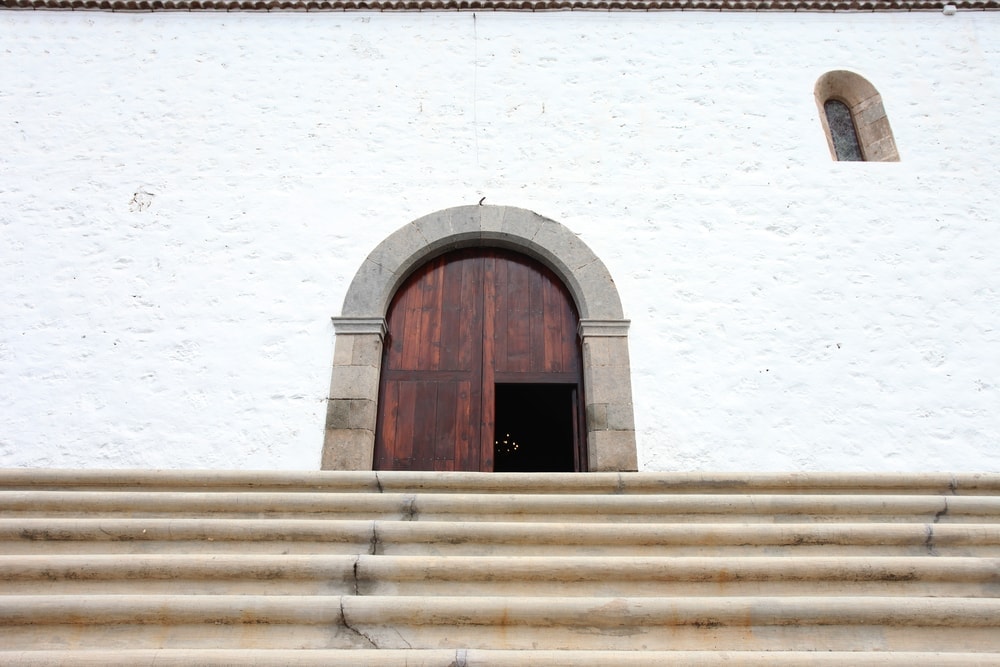 Eingang zur Kriche Santa Ursula in Adeje auf Teneriffa