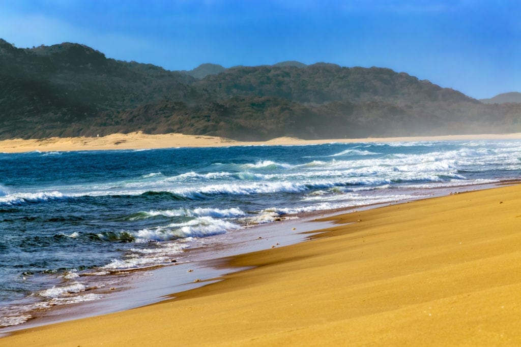Strände in Südafrika: Beach im iSimangaliso Wetland Park