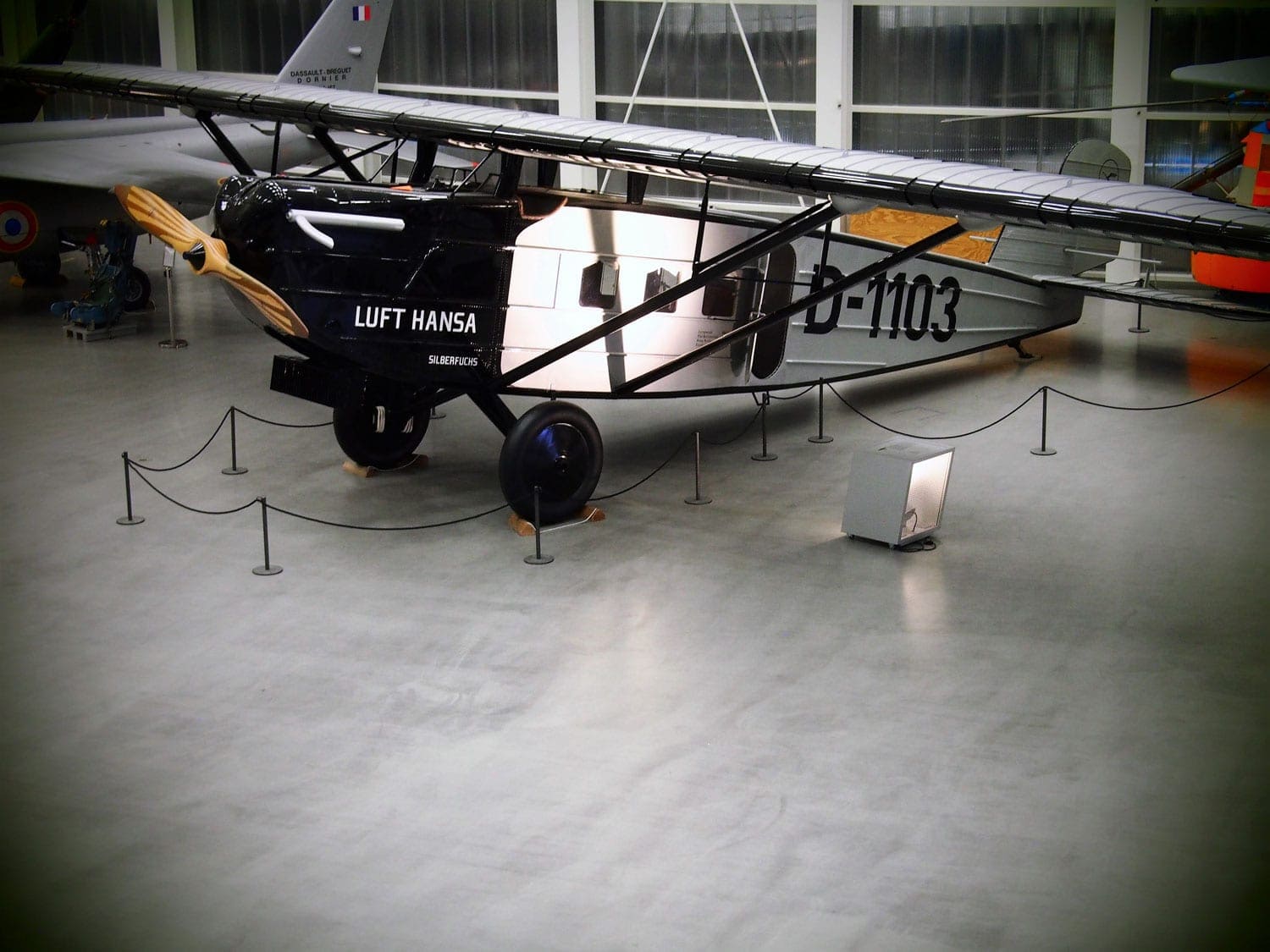 Flugzeug im sehenswerten Dornier-Museum