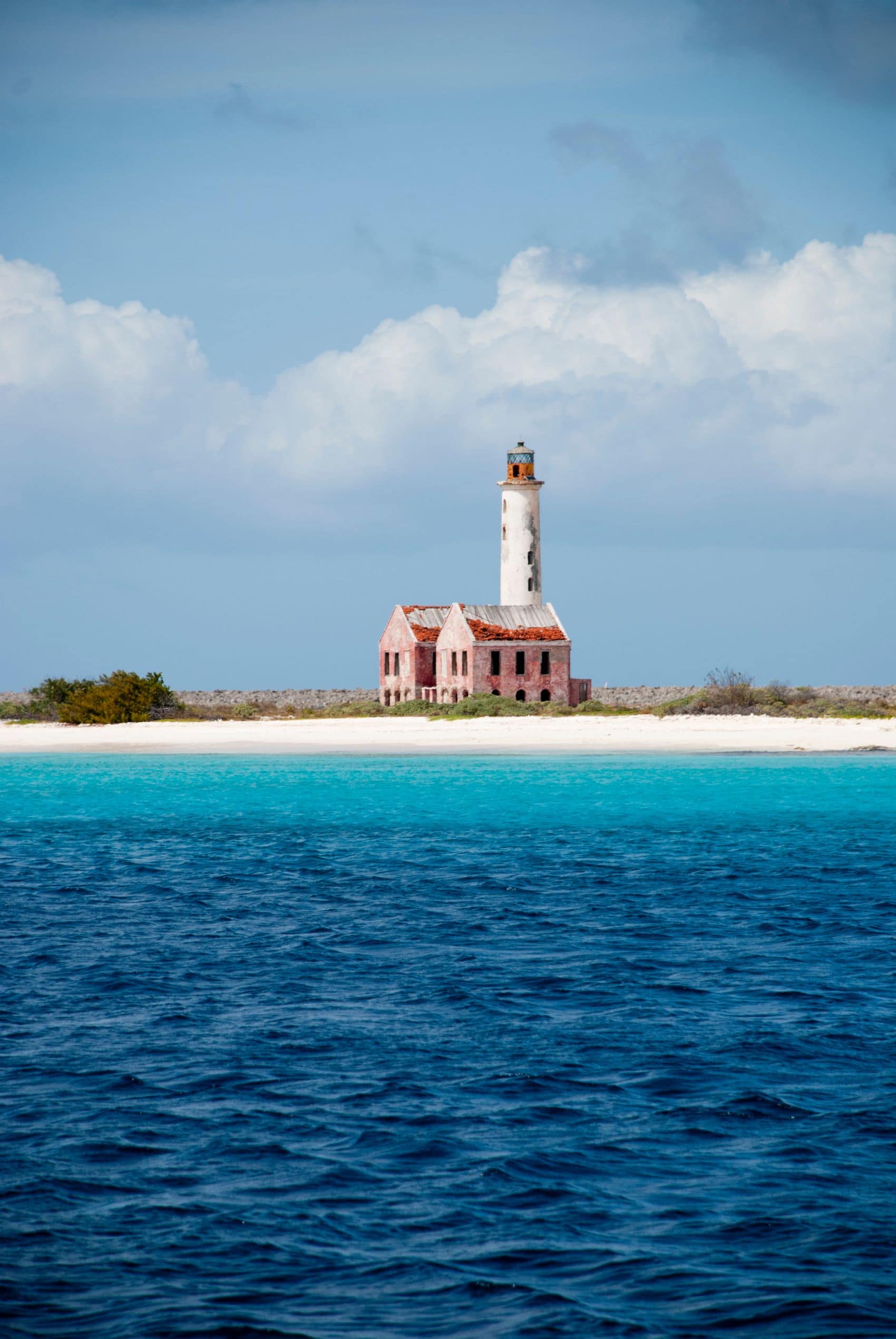 Strand und Leuchtturm auf Klein Curacao