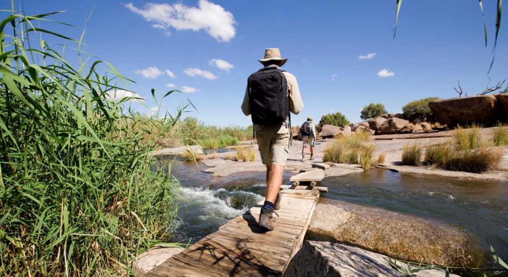 Wanderer im Augrabies Falls National Park, Südafrika