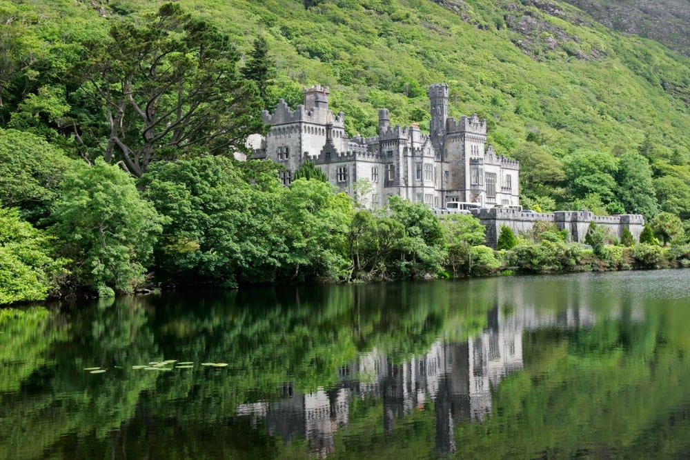 Die schönsten Gärten Irlands: Kylemore Abbey in Irland