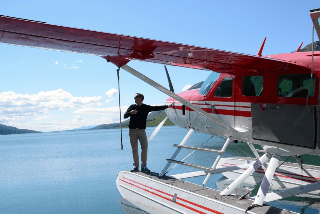 Reporter Ralf Johnen und das Wasserflugzeug