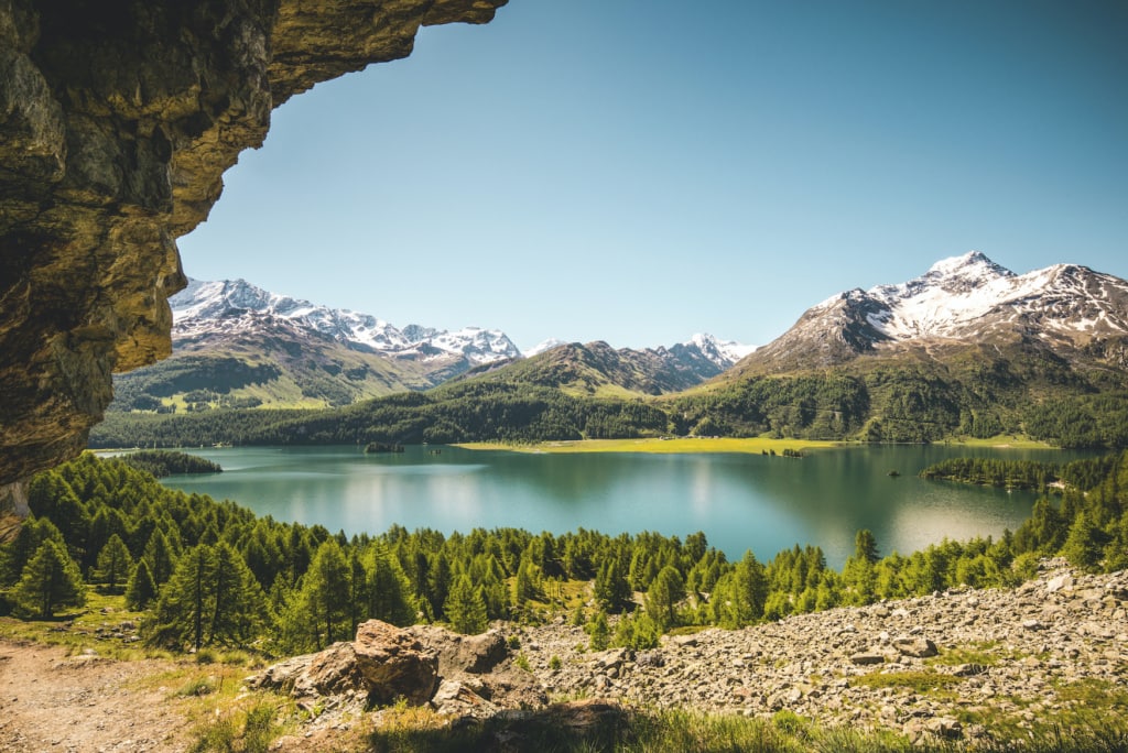 Frühsommer am Silsersee in Graubünden