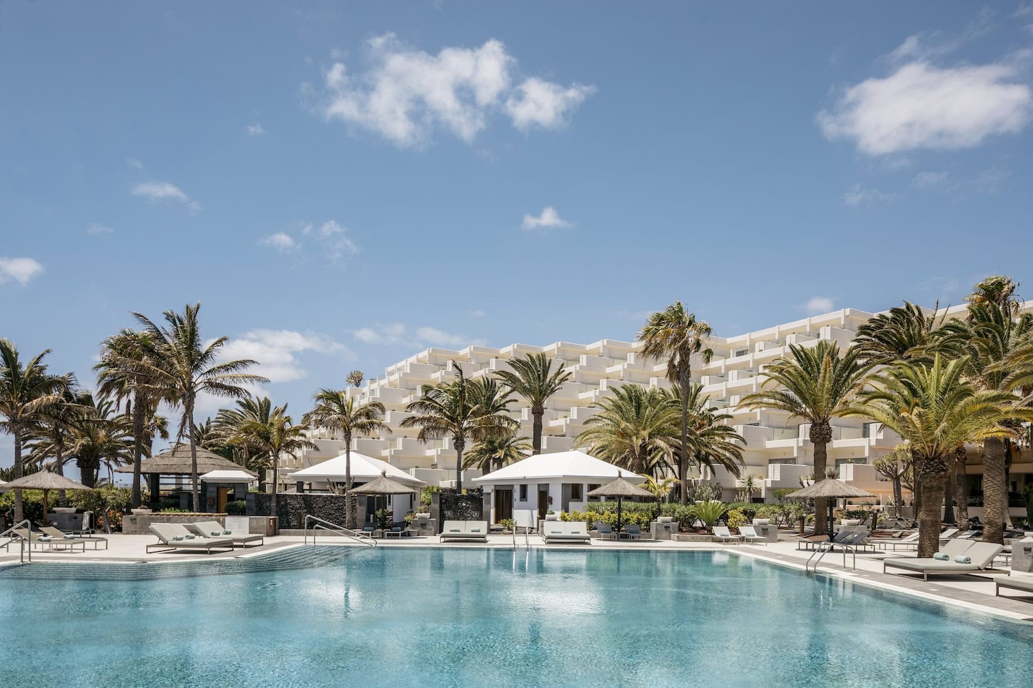 Paradisus Salinas Lanzarote Pool und Hotel