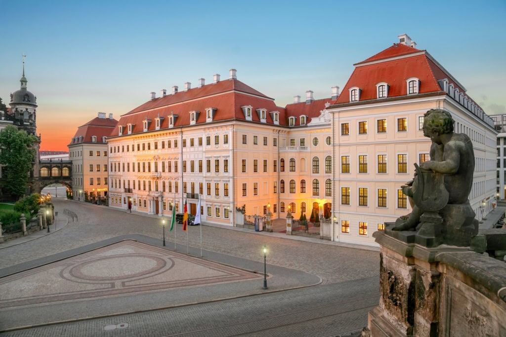 Fassade des Taschenbergpalais Dresden