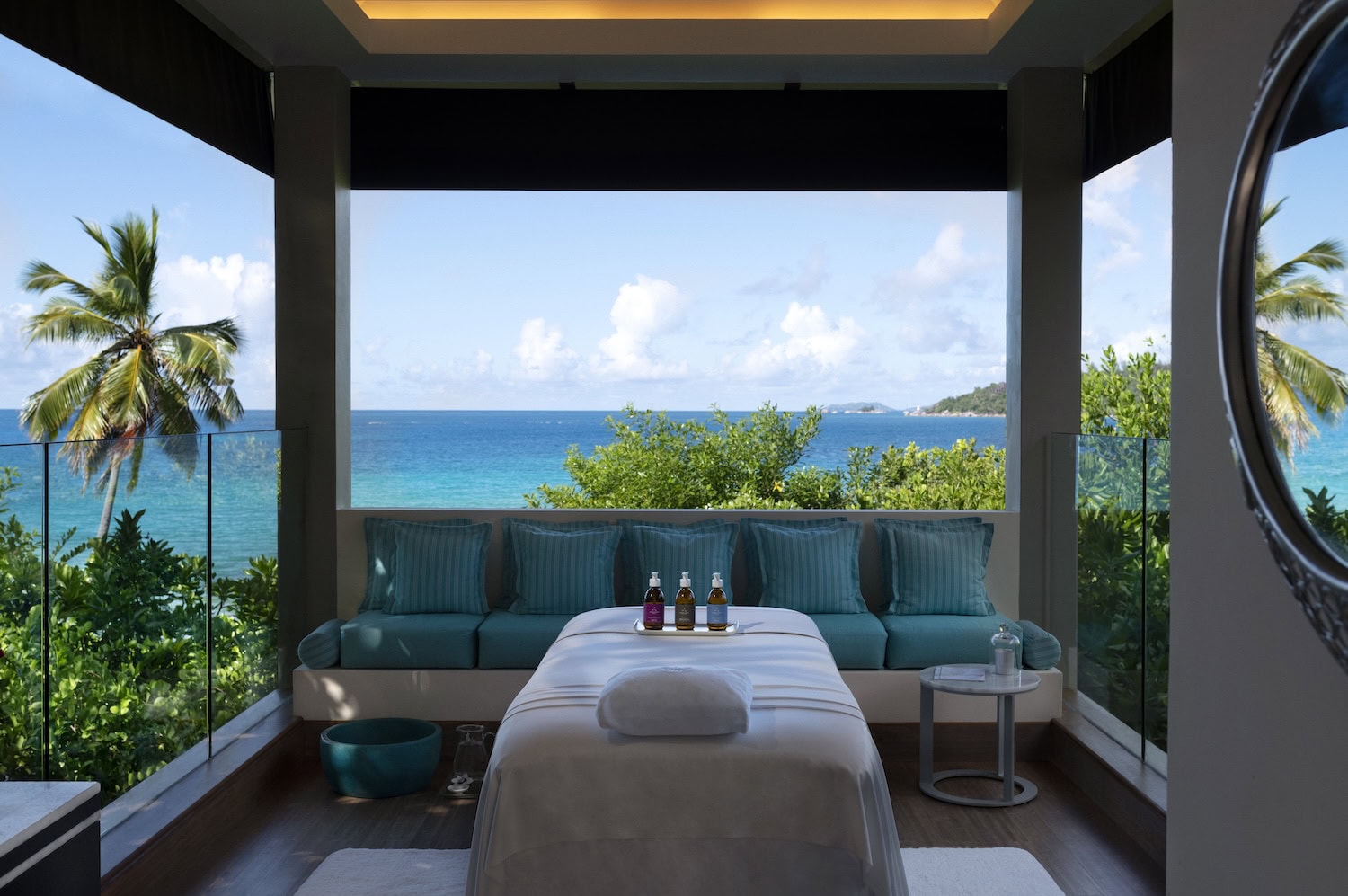 Raffles Seychelles Treatmentroom