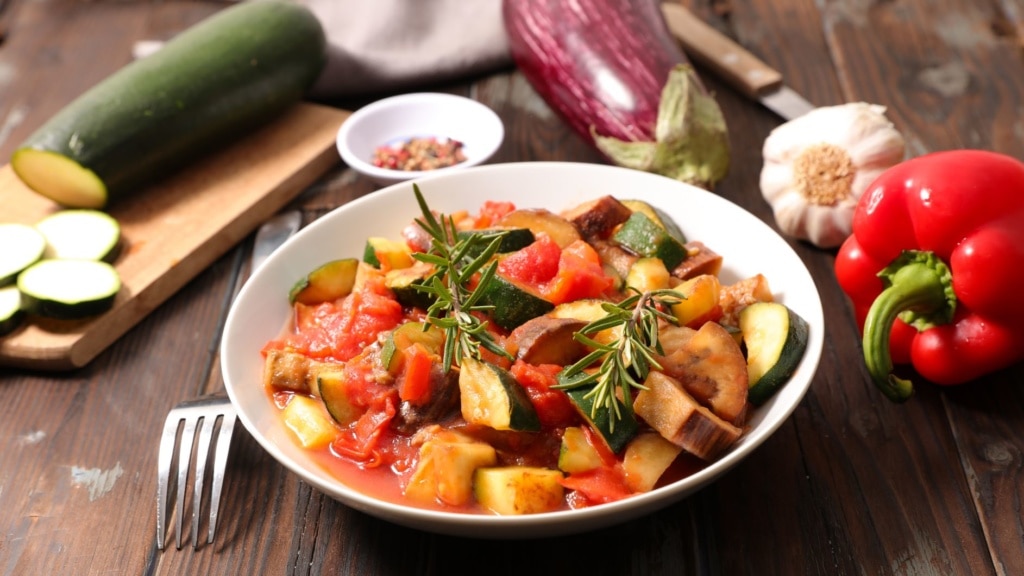 Teller mit Ratatouille