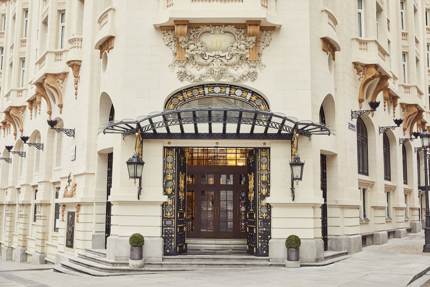 Eingang des The Palace, a Luxury Collection Hotel Madrid