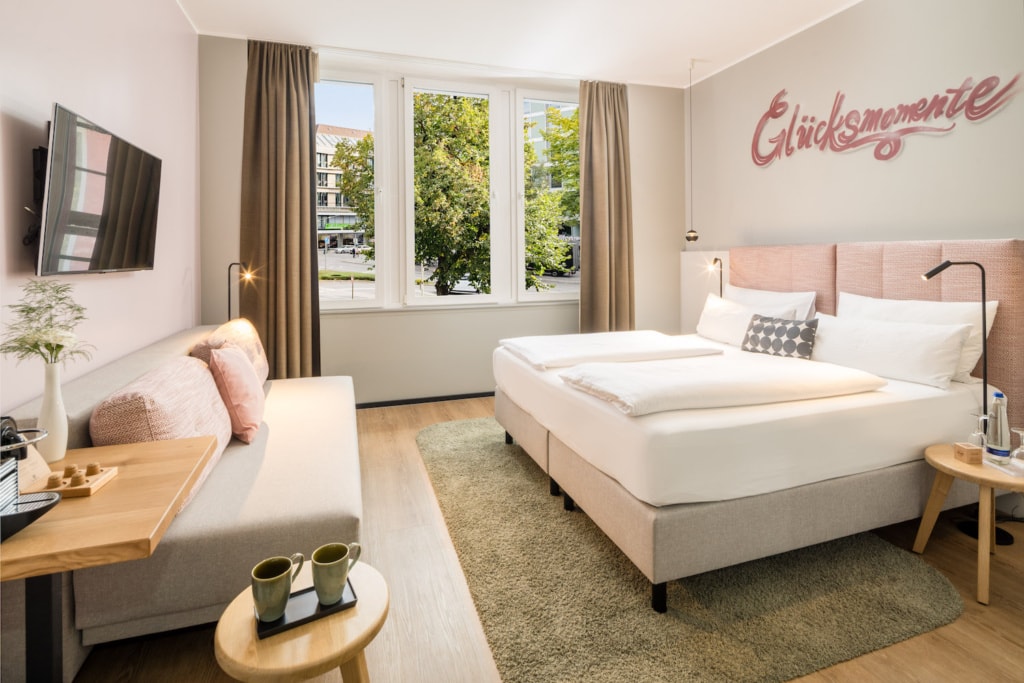 Zimmer im KOOS Hotel&Apartments in München