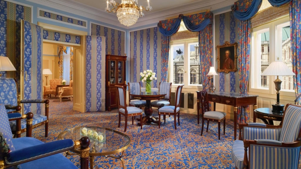 Eine Suite im Hotel Bristol in Wien.