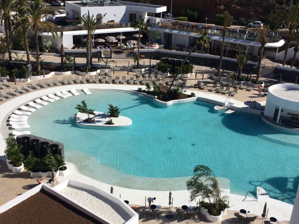 Pool im Hard Rock Hotel Teneriffa