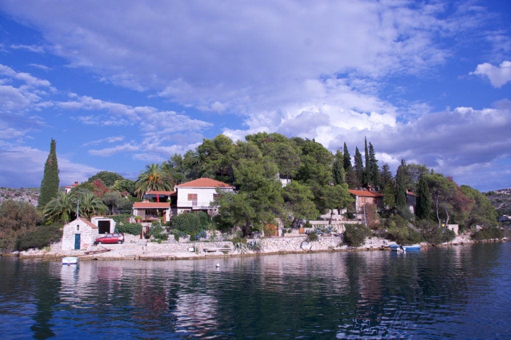 Anwesen am Meer in Dalmatien
