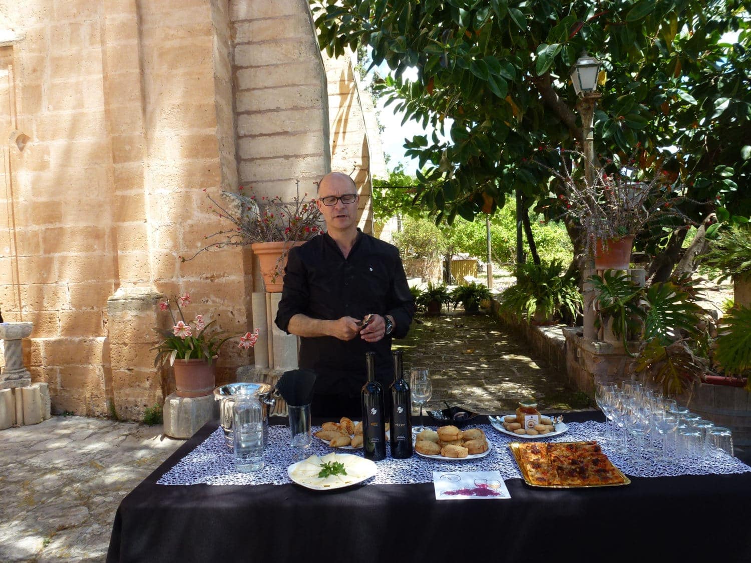 Weinrpobe mit Winzer Javier Jara auf der Finca Son Sureda Ric.