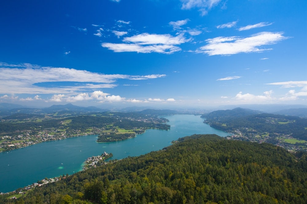 Unterwegs in Kärnten: Blick von der Pyramidenkogel auf den Wörthersee