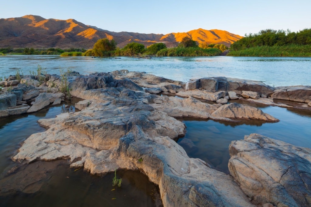 Fluss und Berge im Richtersveld-Nationalpark in Südafrika