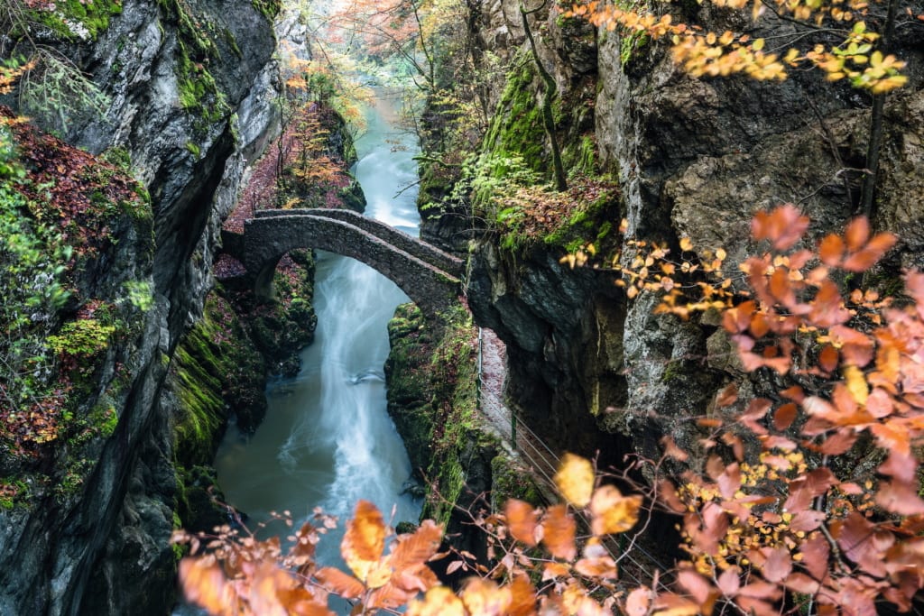 Die Schlucht Areuse, Jura & Drei-Seen-Land
