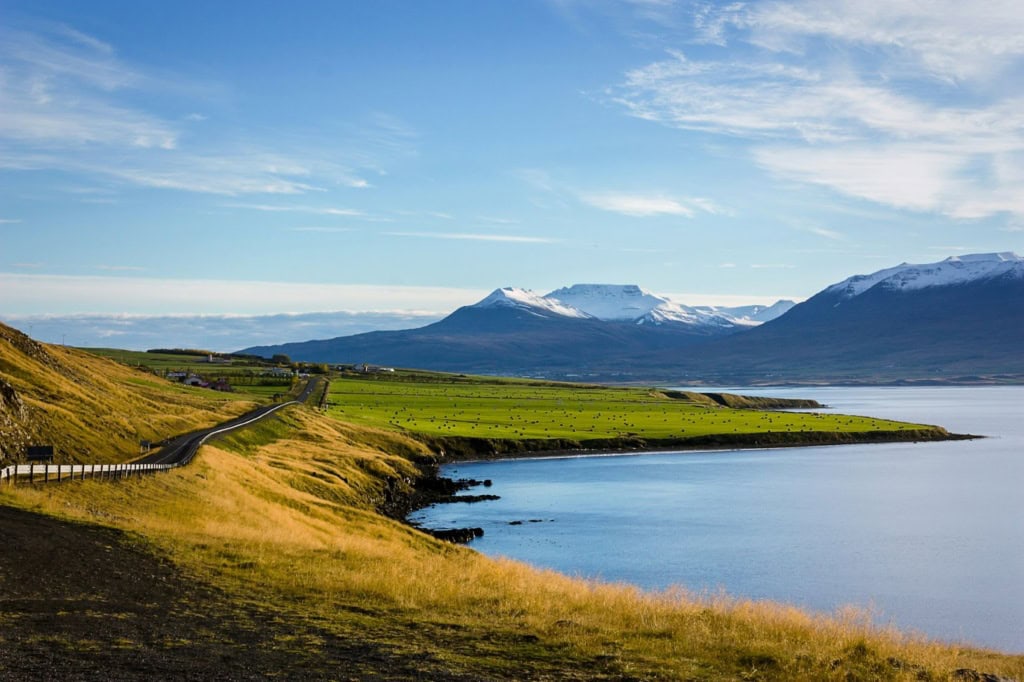 Landschaftspanorama bei Akureyri auf Island