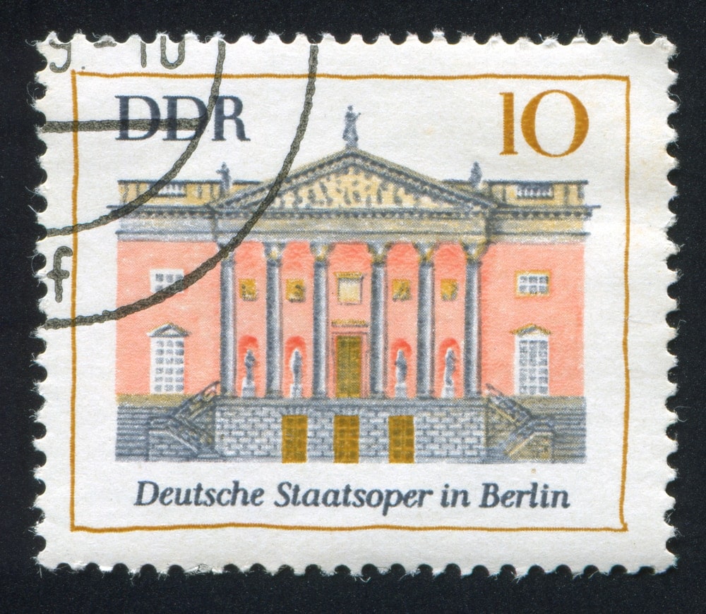 Deutsche Staatsoper auf einer DDR-Briefmarke