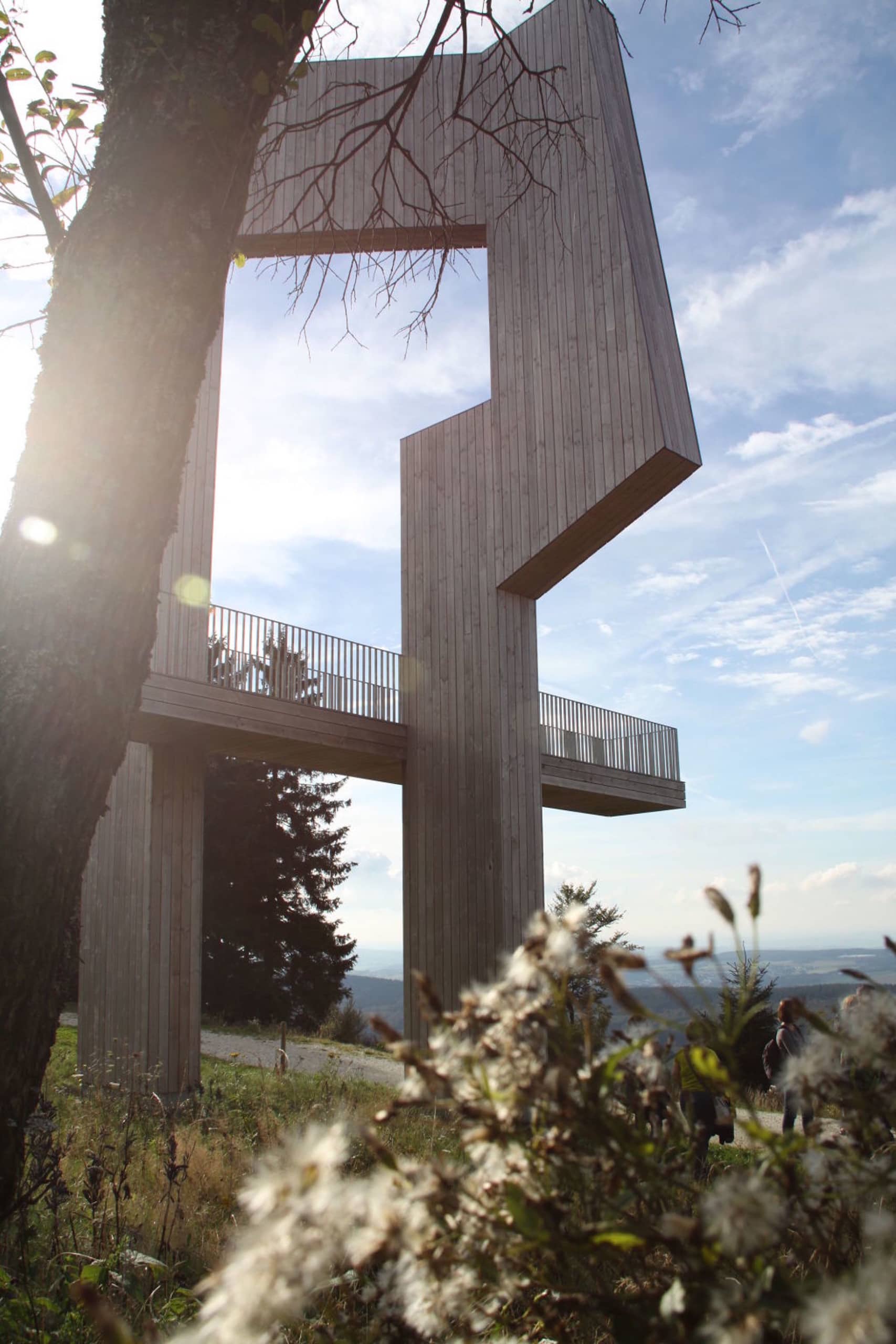 Die Windklangskulptur auf dem Erbeskopf