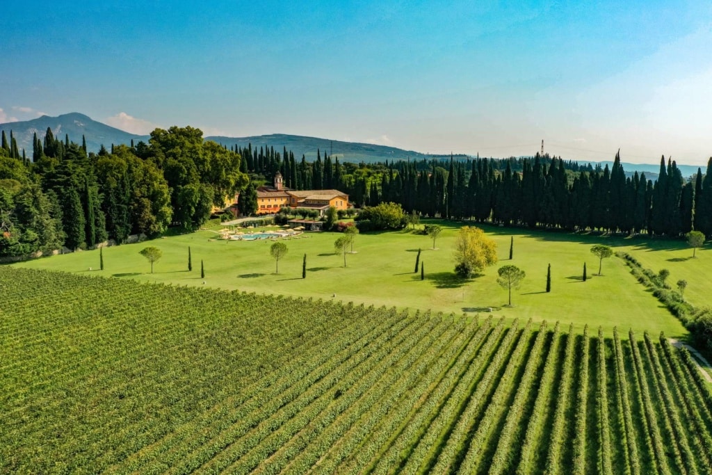 In diesem Luxushotel am Gardasee könnt ihr so richtig entspannen.