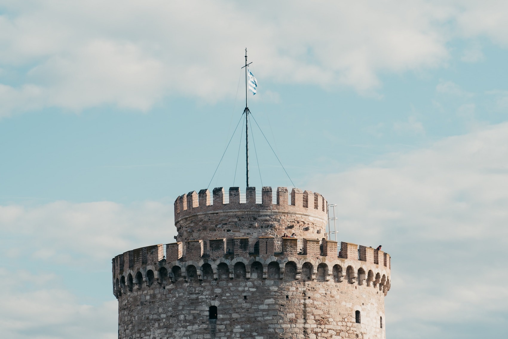 Der weiße Turm ist das Wahrzeichen von Thessaloniki.