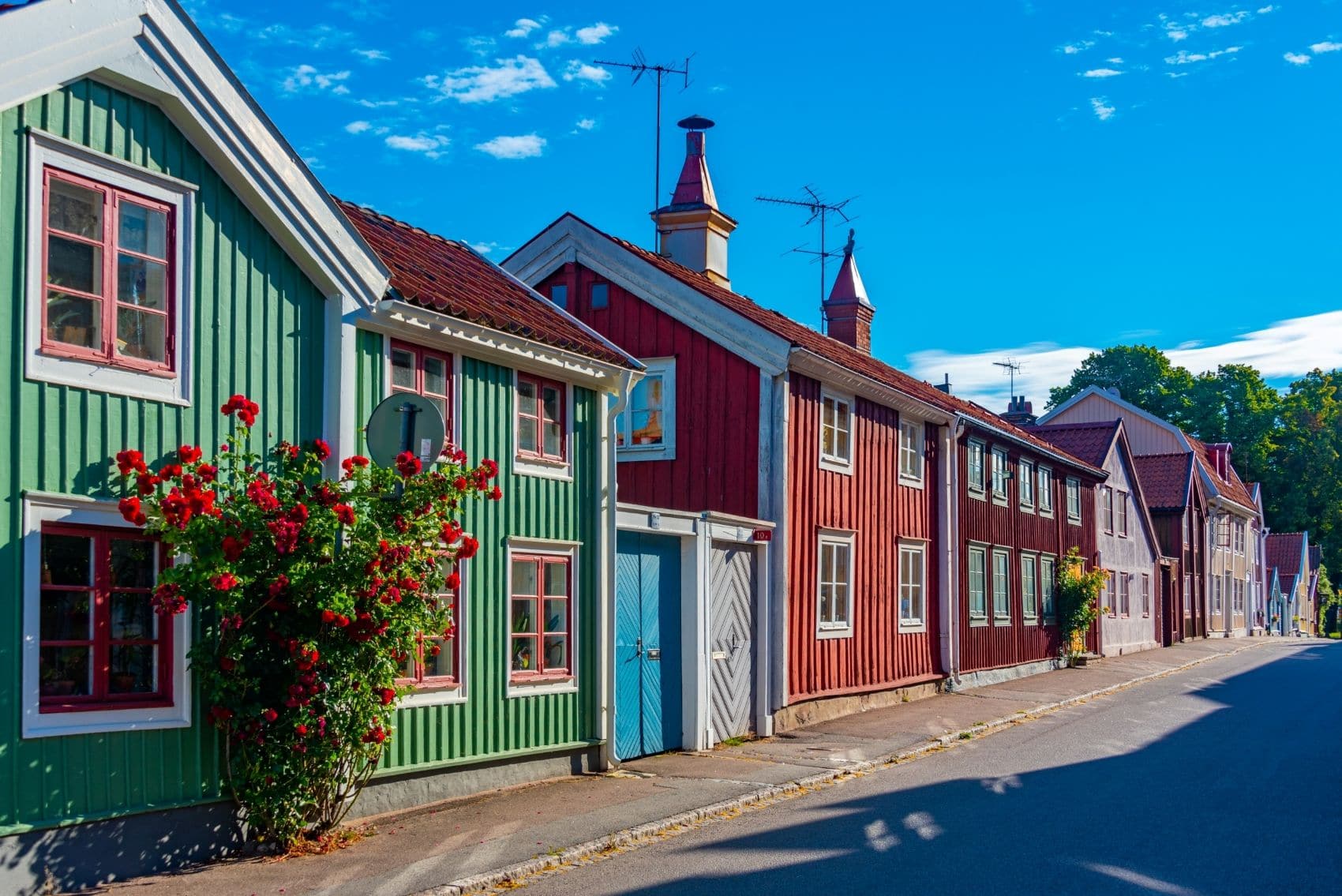 Bunte Holzhäuser in Kalmar, Schweden