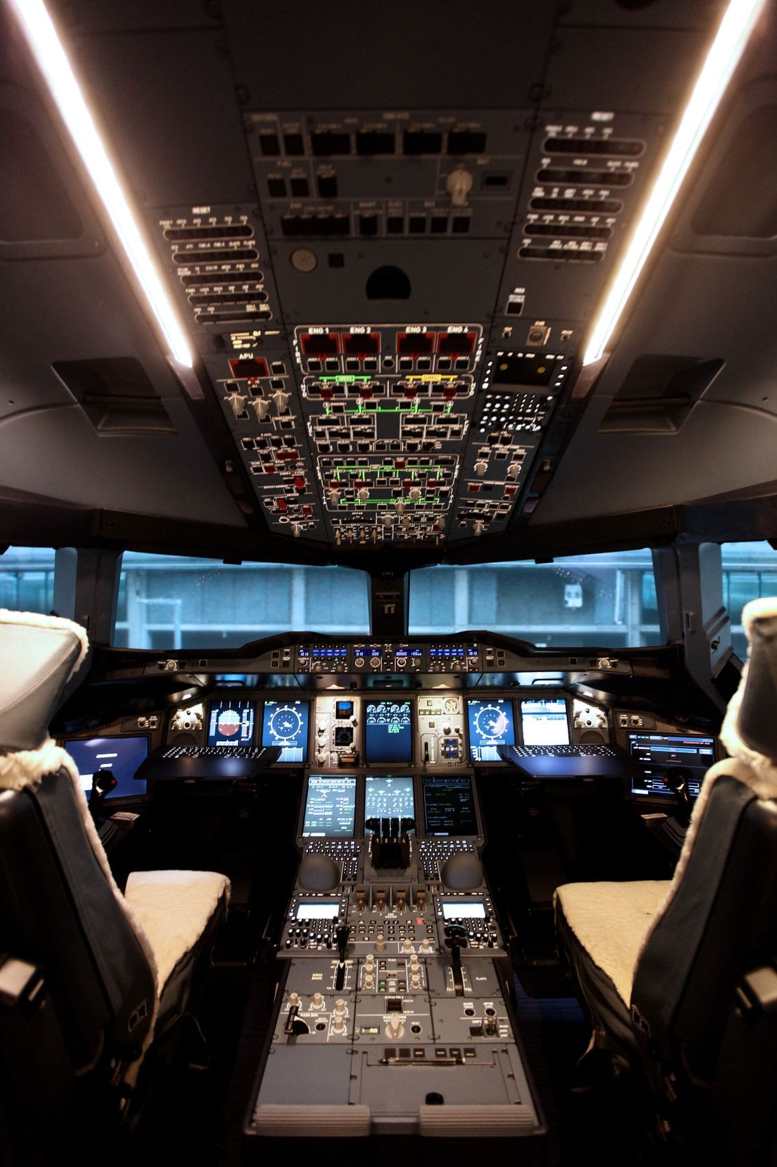Cockpit einer British-Airways-Boeing