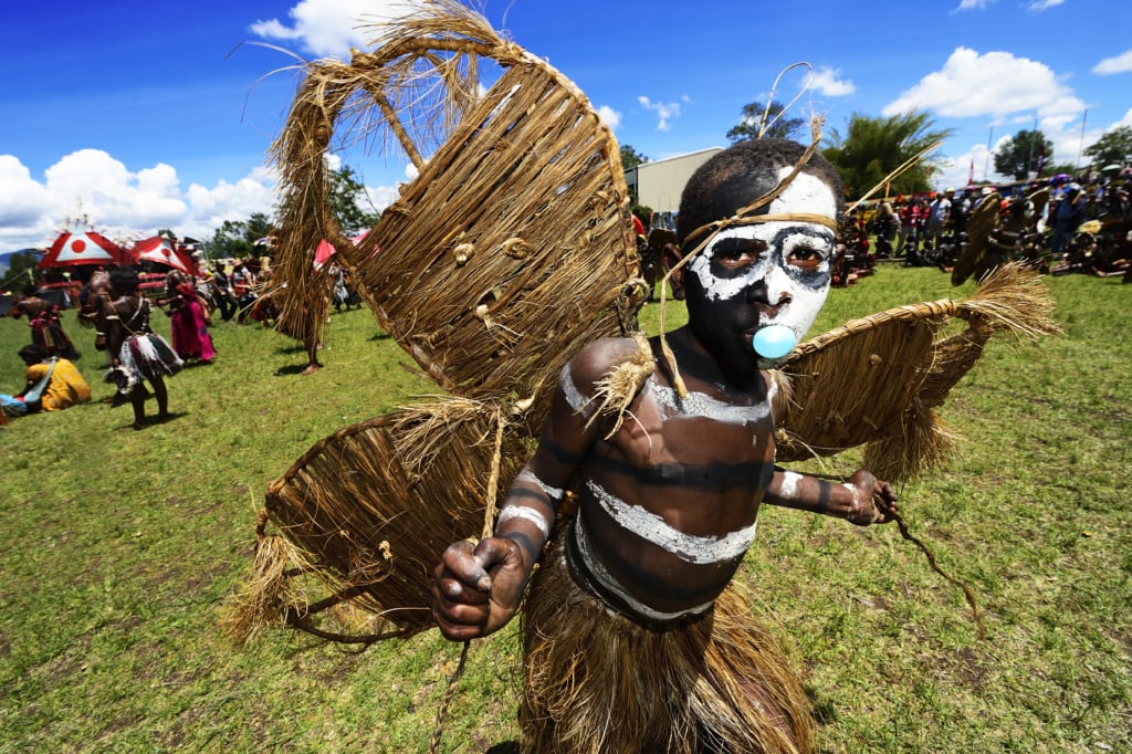 Die Hochland-Stämme aus dem Schmetterlingstal präsentieren sich beim jährlichen Sing-Sing von Goroka, Papua-Neuguinea, Ozeanien