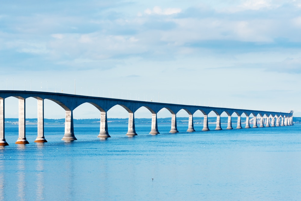 Die Confederation Bridge vrbindet Prince Edward Island mit dem kanadischen Festland