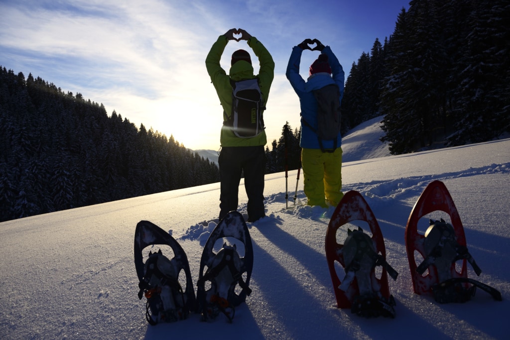 Pause beim Schneeschuhwandern in den Kitzbüheler Alpen