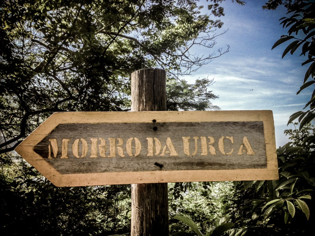 Wer sich den Berg erklimmern möchte, kann anstatt die Gondel zu nehmen auch hinaufwandern.