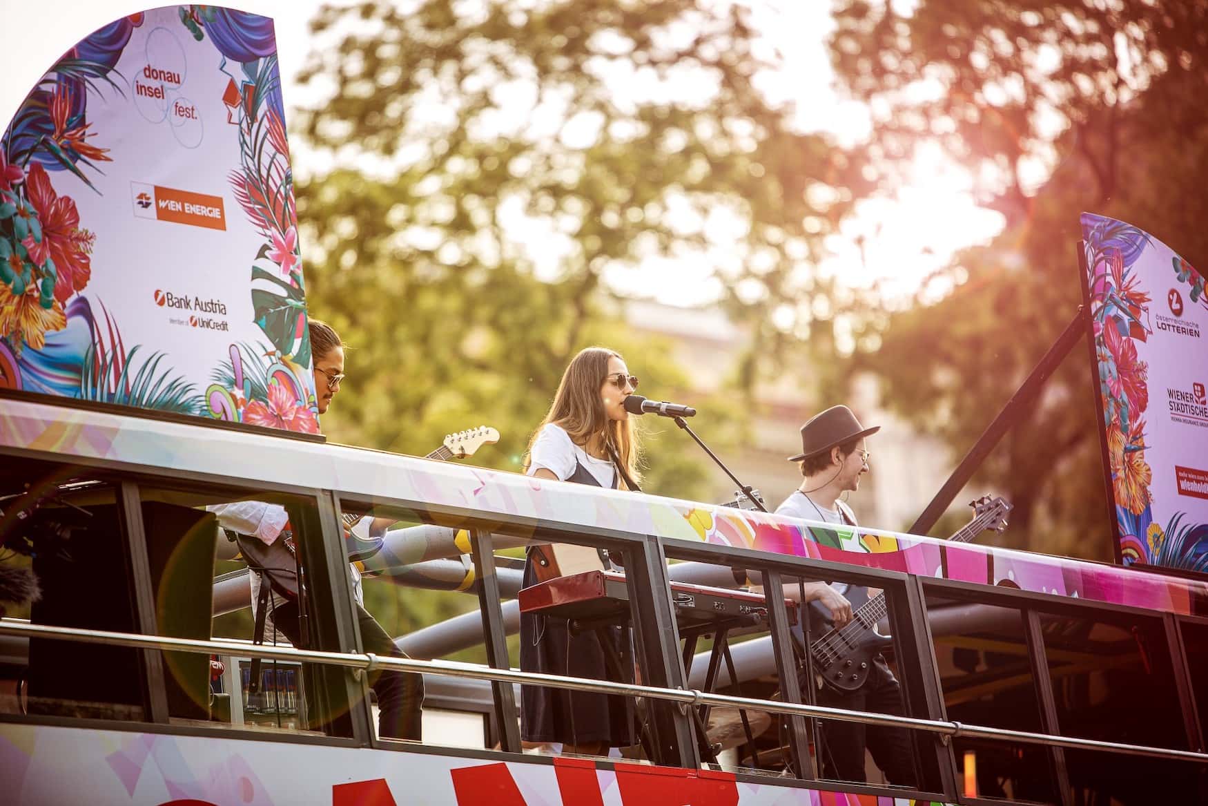 Band auf Bus des Donauinselfestes 2020