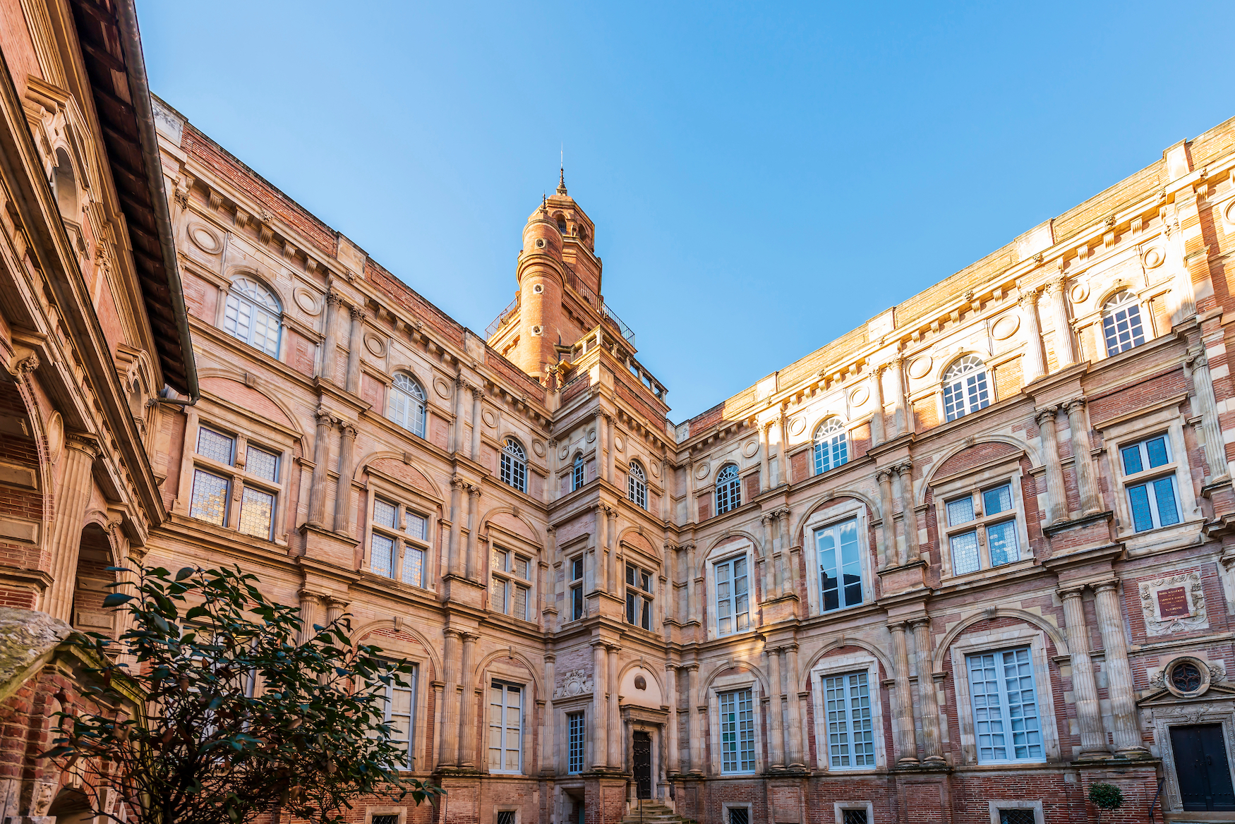 Das Hôtel d’Assézat ist eine der Sehenswürdigkeiten in Toulouse