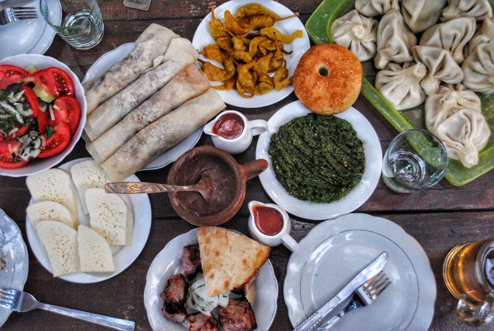 Typisches traditionelles Essen in Georgien 