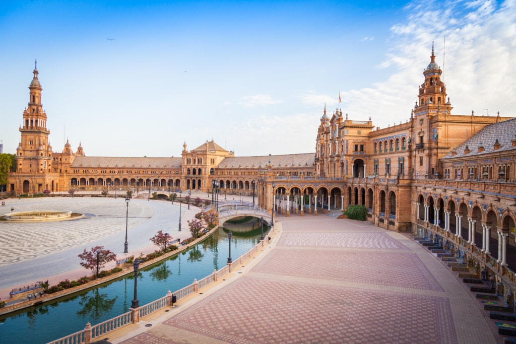 Europas Wahrzeichen: Plaza de Espana