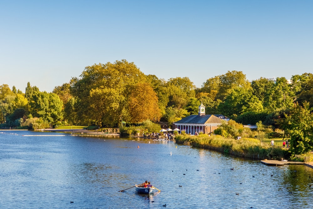 Serpentino Park in London