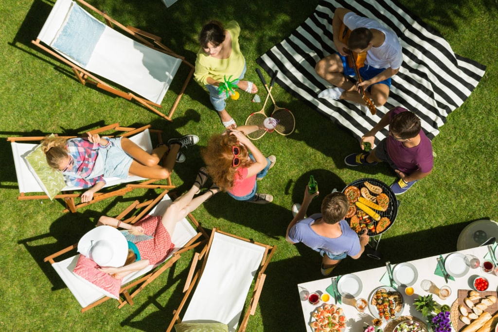 Campingplatz-Knigge: Rücksicht nehmen während einer Party