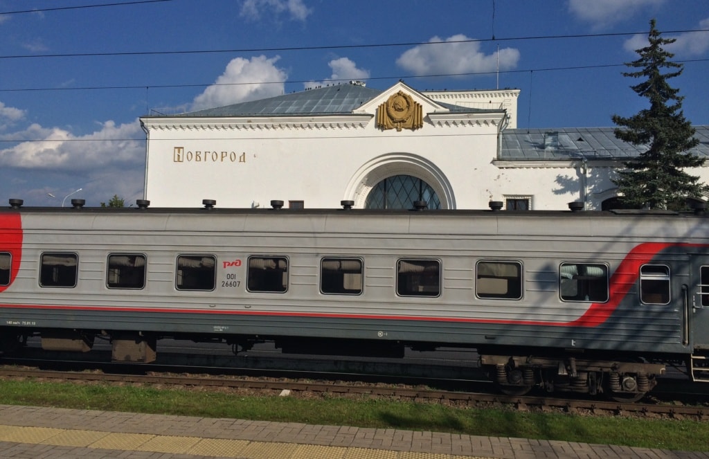 Mit der S-Bahn von sankt Petersburg nach Weliki Nowgorod