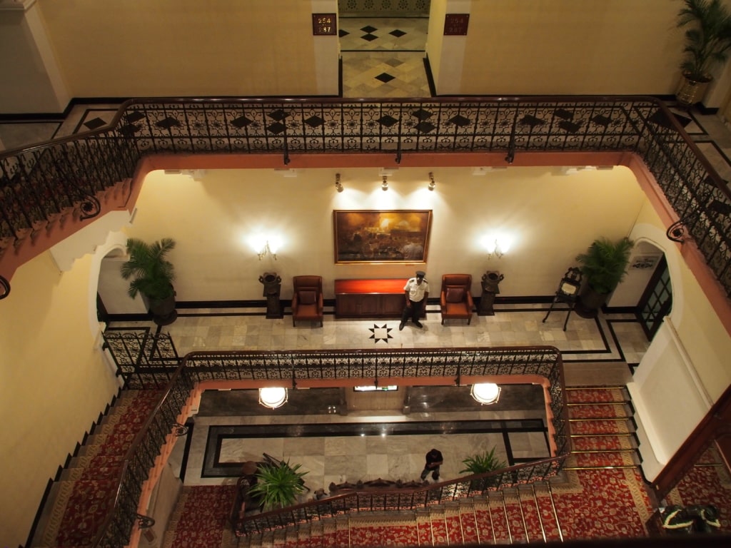 Taj Mahal Palace Mumbai - Lucky Sofa - Indien-Erlebenisse