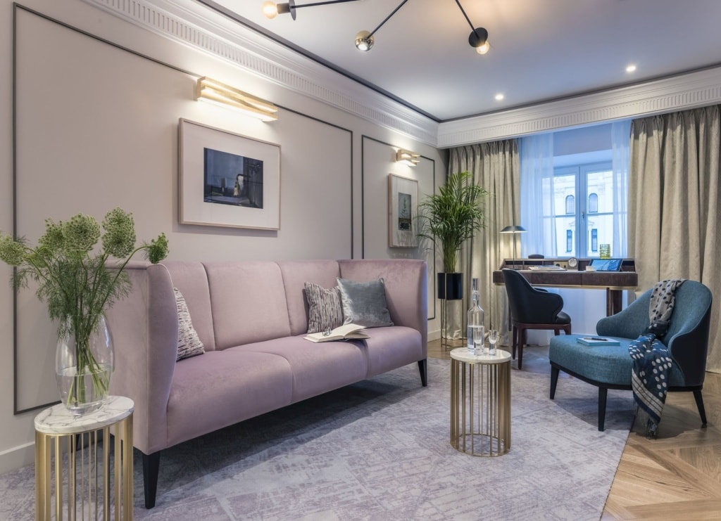Wohnbereich einer Suite im Raffles Europejski Warsaw