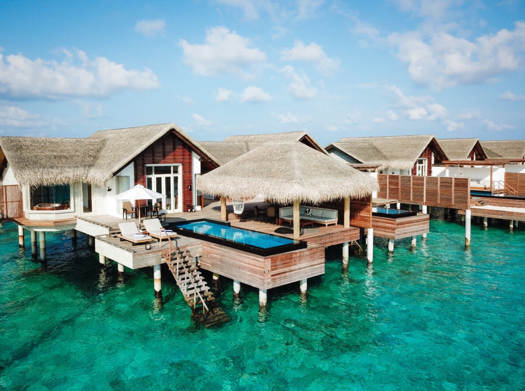 Fairmont_Maldives_Sirru_Fen_Fushi_Water_Villa
